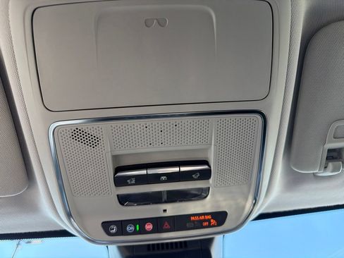 Used 2026 GMC Terrain Denali w/ LPO, Floor Liner Package AWD/4WD image 31