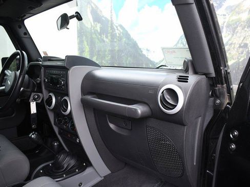 Used 2008 Jeep Wrangler Sahara w/ PWR Convenience Group AWD/4WD image 24