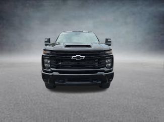 Used 2024 Chevrolet Silverado 2500 Custom w/ Custom Value Package AWD/4WD video 2