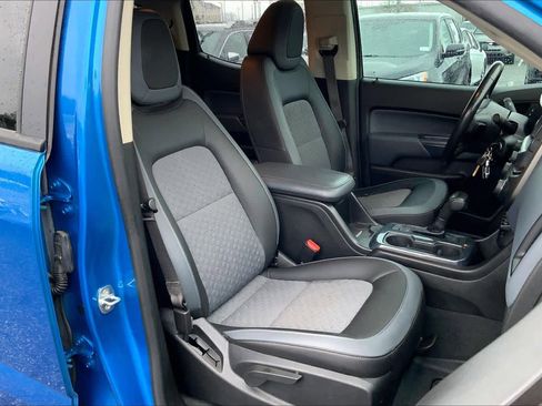 Used 2021 Chevrolet Colorado Z71 w/ Safety Package image 9
