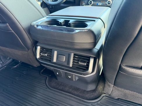 Used 2022 Ford F150 Lariat AWD/4WD image 39