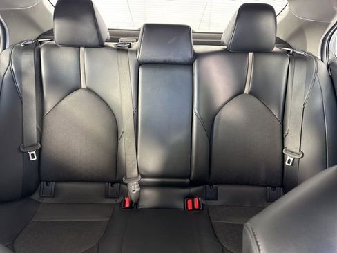 Used 2023 Toyota Camry XSE image 32