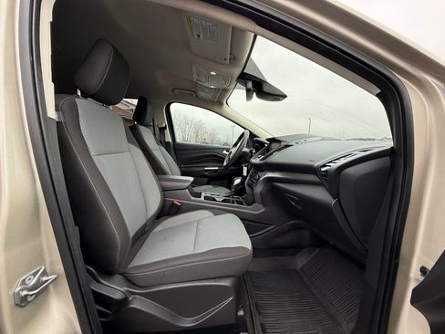 Used 2018 Ford Escape SE w/ Ford Safe & Smart Package image 22