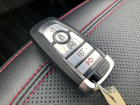 Used 2023 Ford Expedition Limited image 15