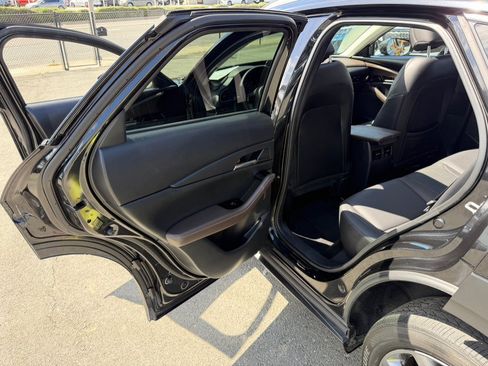Used 2024 MAZDA CX-30 AWD 2.5 S w/ Premium Package image 42