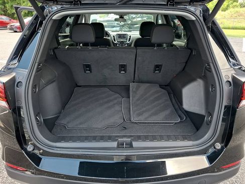Used 2023 Chevrolet Equinox LT FWD image 29