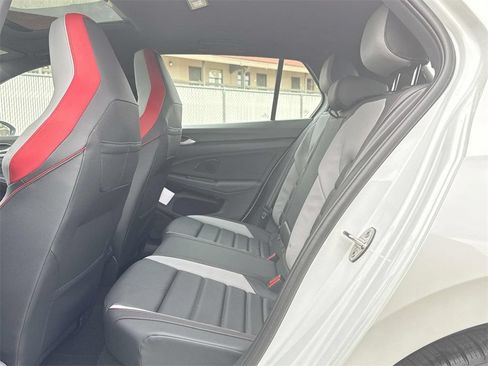 Used 2025 Volkswagen GTI SE FWD image 27