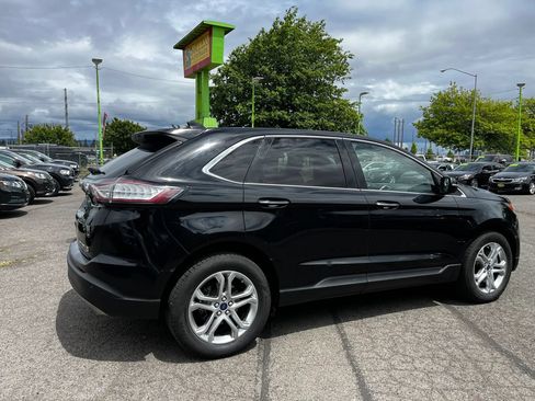 Used 2016 Ford Edge Titanium AWD/4WD image 3