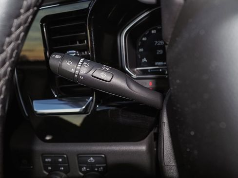 Certified 2022 Chevrolet Silverado 1500 RST image 29