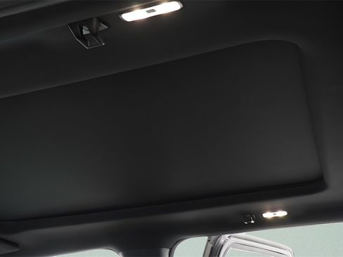 Used 2022 Ford F350 Lariat image 9