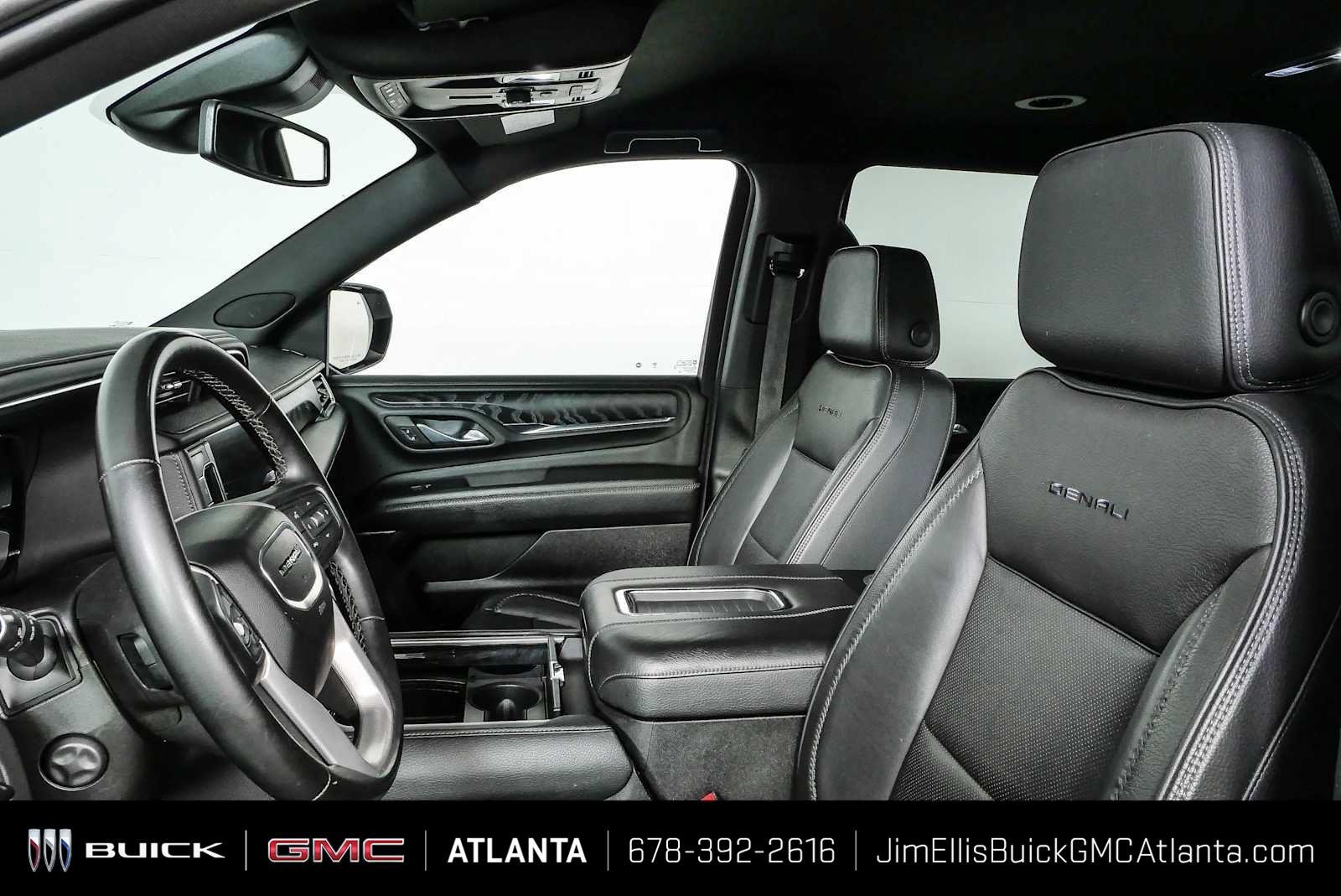 Certified 2023 GMC Yukon Denali AWD/4WD image 6