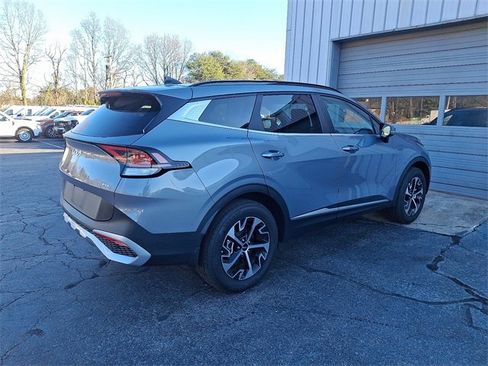 Used 2025 Kia Sportage EX w/ Premium Package image 4