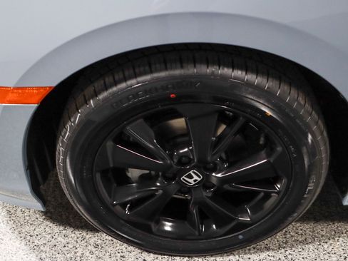 Used 2024 Honda Odyssey Sport image 11