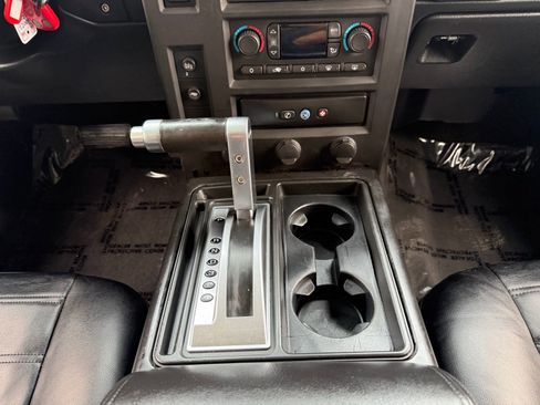 Used 2007 HUMMER H2 SUT AWD/4WD image 16