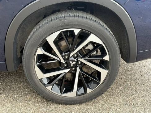 Used 2024 Mitsubishi Outlander SEL AWD/4WD image 55