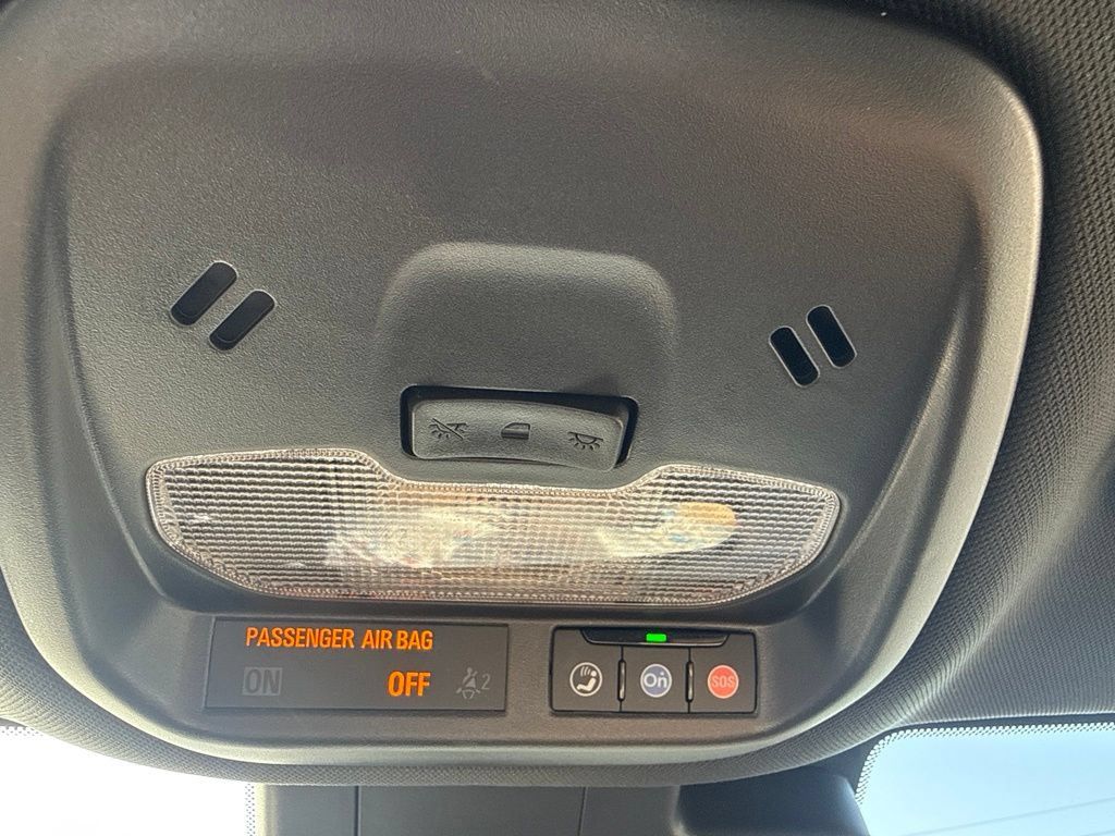 Used 2026 Chevrolet Trax RS w/ Driver Confidence Package FWD image 19