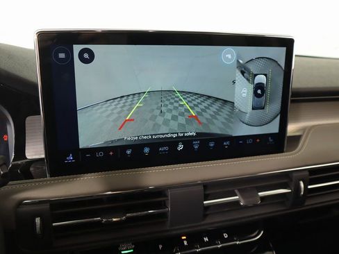 New 2026 Lincoln Corsair Premiere image 6