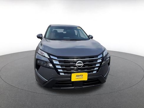 Used 2025 Nissan Rogue SV AWD/4WD image 3