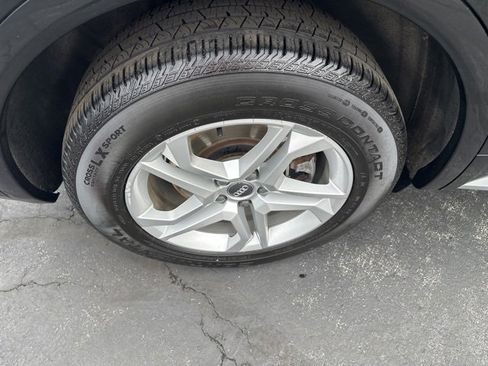 Used 2019 Audi Q5 2.0T Premium w/ Convenience Package image 23