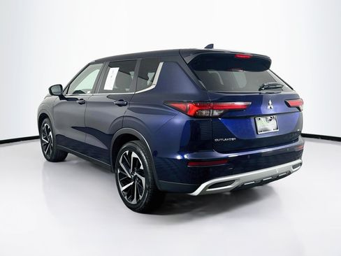 Used 2024 Mitsubishi Outlander SE FWD image 5