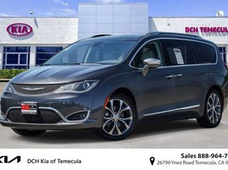 Used 2017 Chrysler Pacifica Limited w/ UConnect Theater Package FWD video 1