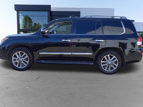 Used 2014 Lexus LX 570 4WD w/ Luxury Package image 6