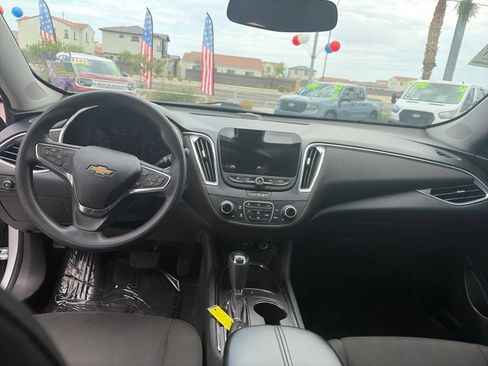 Used 2020 Chevrolet Malibu LT w/ Redline Edition FWD image 14