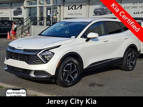 Certified 2023 Kia Sportage LX AWD/4WD image 1