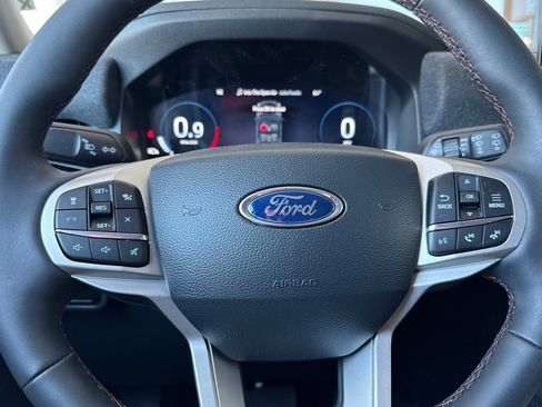 New 2025 Ford Explorer Active w/ Active Comfort Package image 26