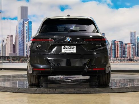 New 2026 BMW iX xDrive45 w/ Premium Package AWD/4WD image 9