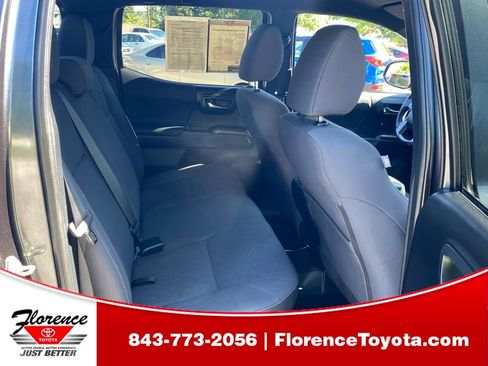 Used 2019 Toyota Tacoma TRD Sport AWD/4WD image 15