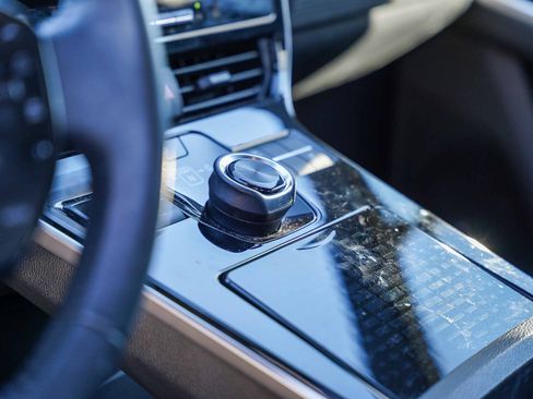 Used 2023 Toyota bZ4X XLE image 22