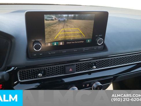 Used 2025 Honda Civic Sport image 22