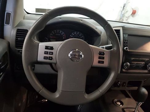 Used 2020 Nissan Frontier SV w/ SV Utility Package AWD/4WD image 14