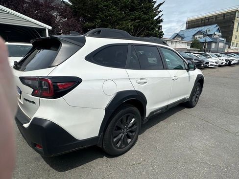 Certified 2023 Subaru Outback Onyx Edition AWD/4WD image 7