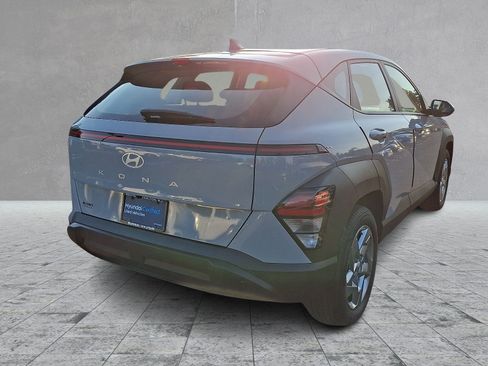Used 2026 Hyundai Kona SE FWD image 4