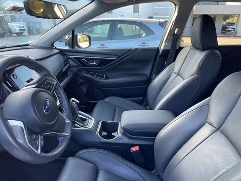 Used 2020 Subaru Outback Limited AWD/4WD image 6
