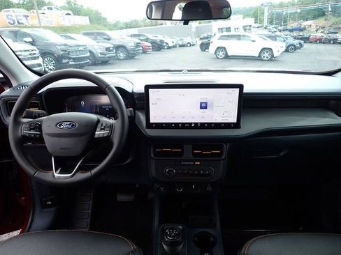 Certified 2025 Ford Maverick Tremor AWD/4WD image 20