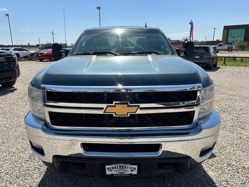 Used 2013 Chevrolet Silverado 2500 LT w/ Interior Plus Package AWD/4WD image 3