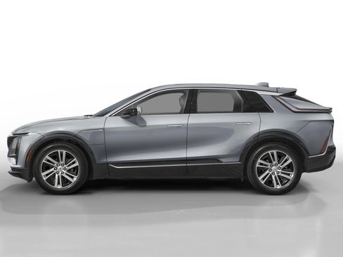 New 2024 Cadillac Lyriq Luxury w/ LPO, Floor Liner Package image 3