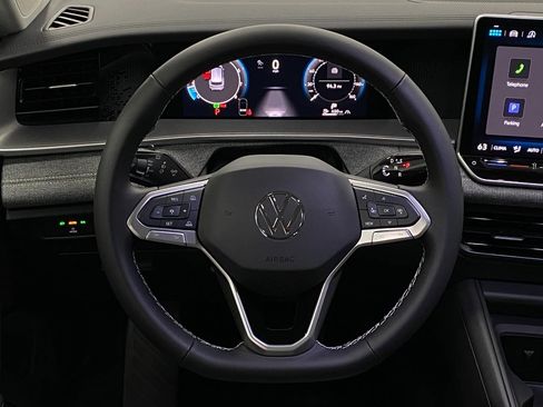 New 2025 Volkswagen Tiguan S image 14