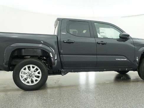 New 2026 Toyota Tacoma SR5 RWD image 11
