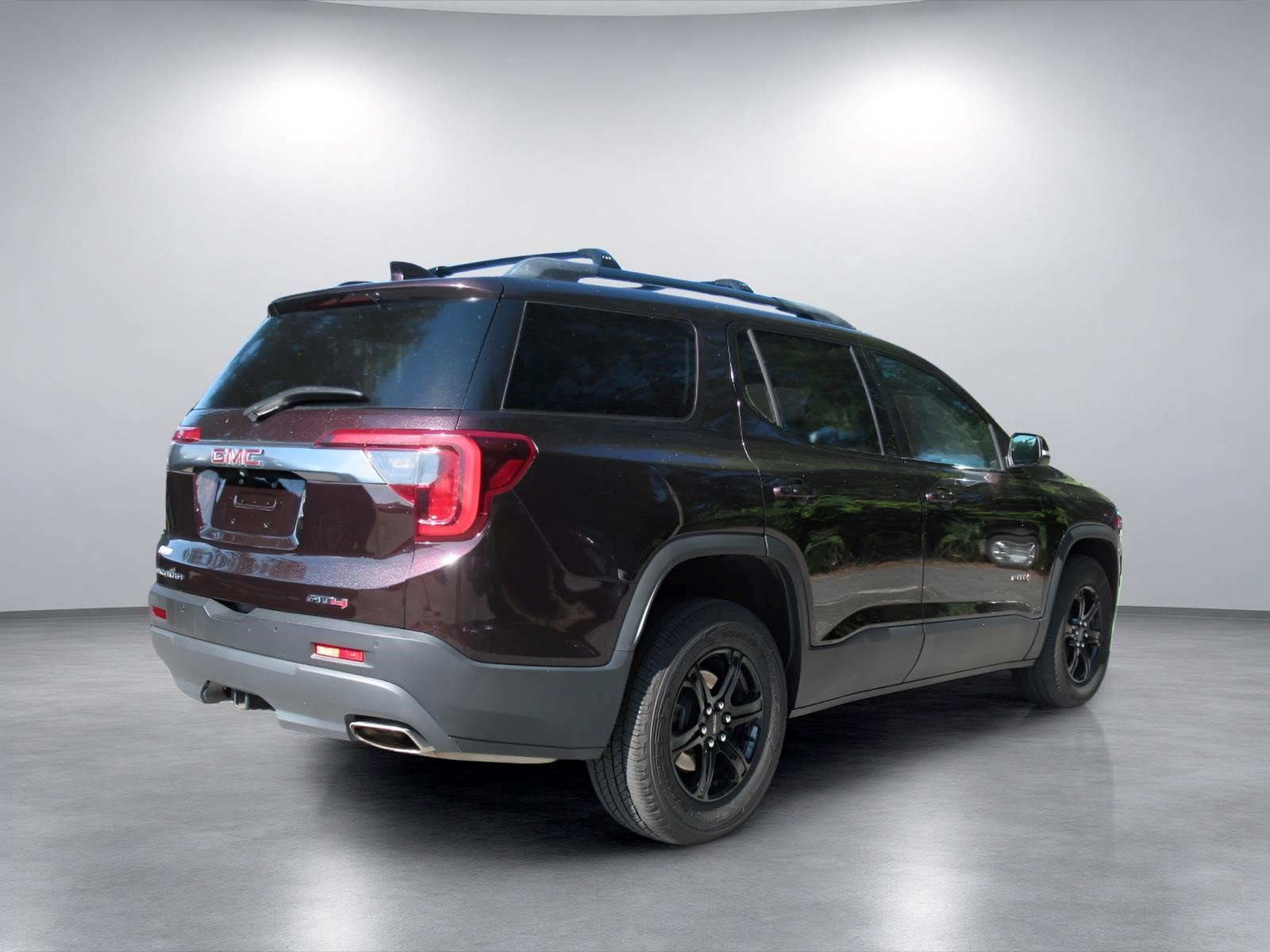 Used 2021 GMC Acadia AT4 w/ Trailering Package AWD/4WD image 6