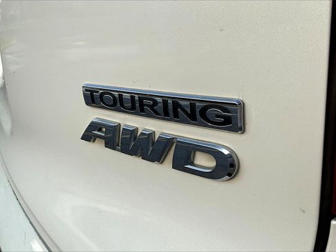 Used 2016 Honda Pilot Touring image 8