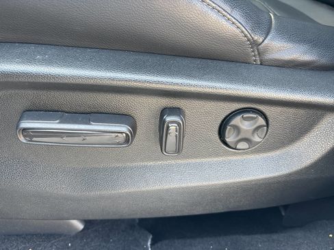 Used 2022 Honda CR-V EX-L image 38