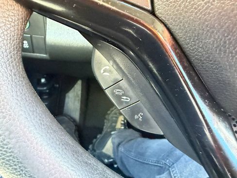 Used 2022 Honda HR-V EX image 13