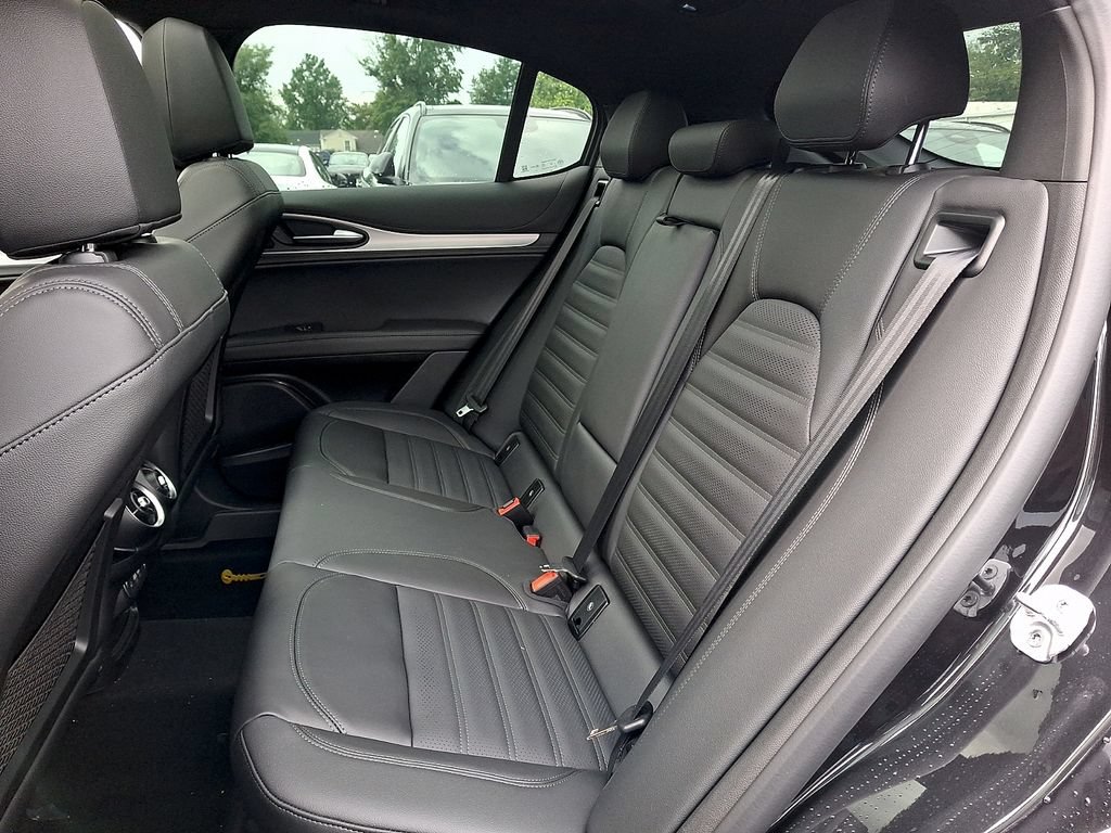 New 2026 Alfa Romeo Stelvio Sprint AWD/4WD image 6