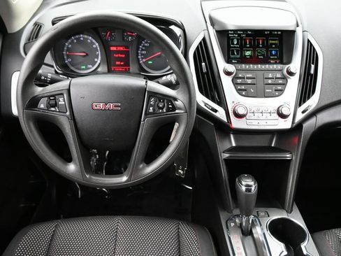 Used 2016 GMC Terrain SLE FWD image 4