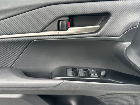 Certified 2025 Toyota Camry SE FWD image 14