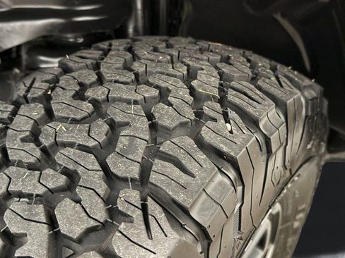 Used 2025 Jeep Wrangler Unlimited Rubicon image 20